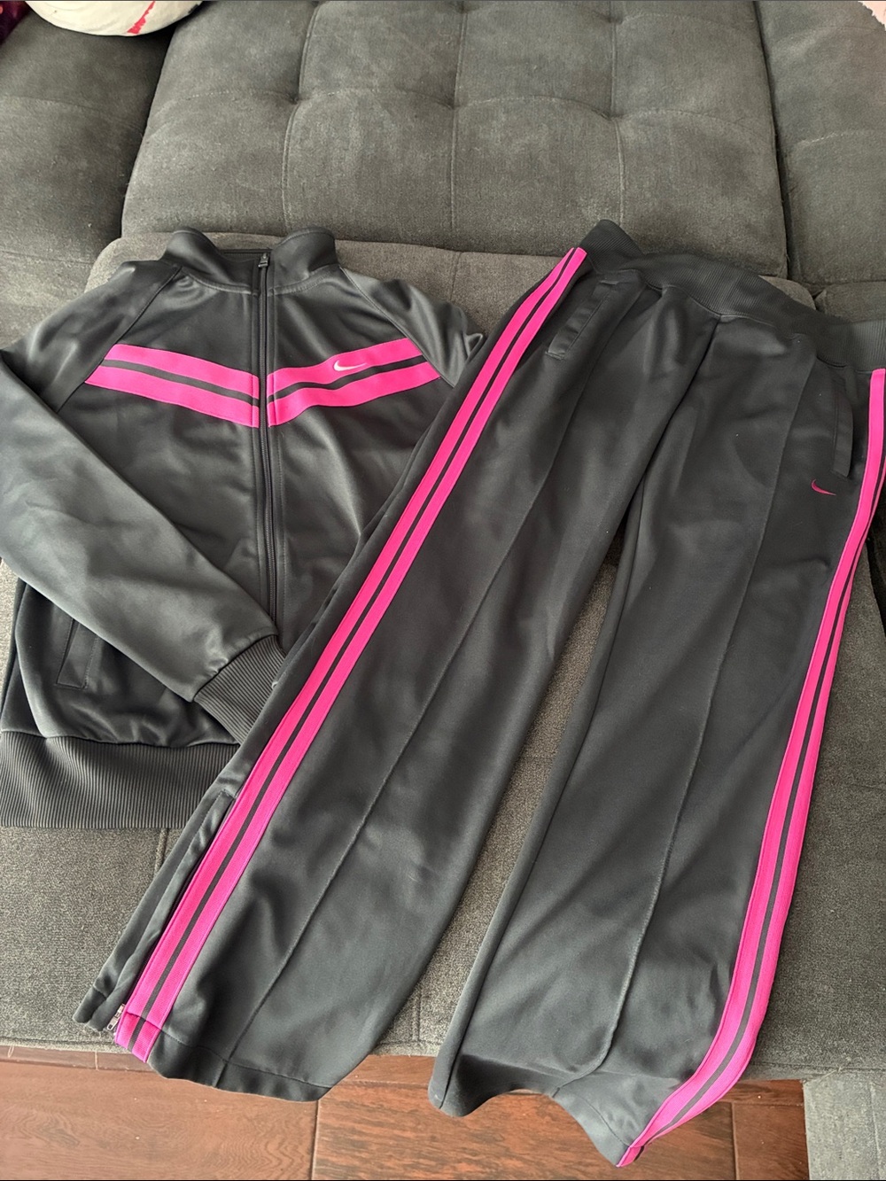 Nike athletic dept. set